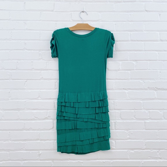 BCBG MAXAZRIA green jersey stretch dress ruffled layered - Picture 3 of 5